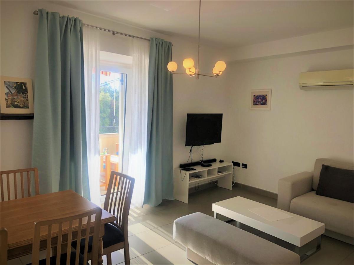 Apartments Trlika Kampor Bagian luar foto
