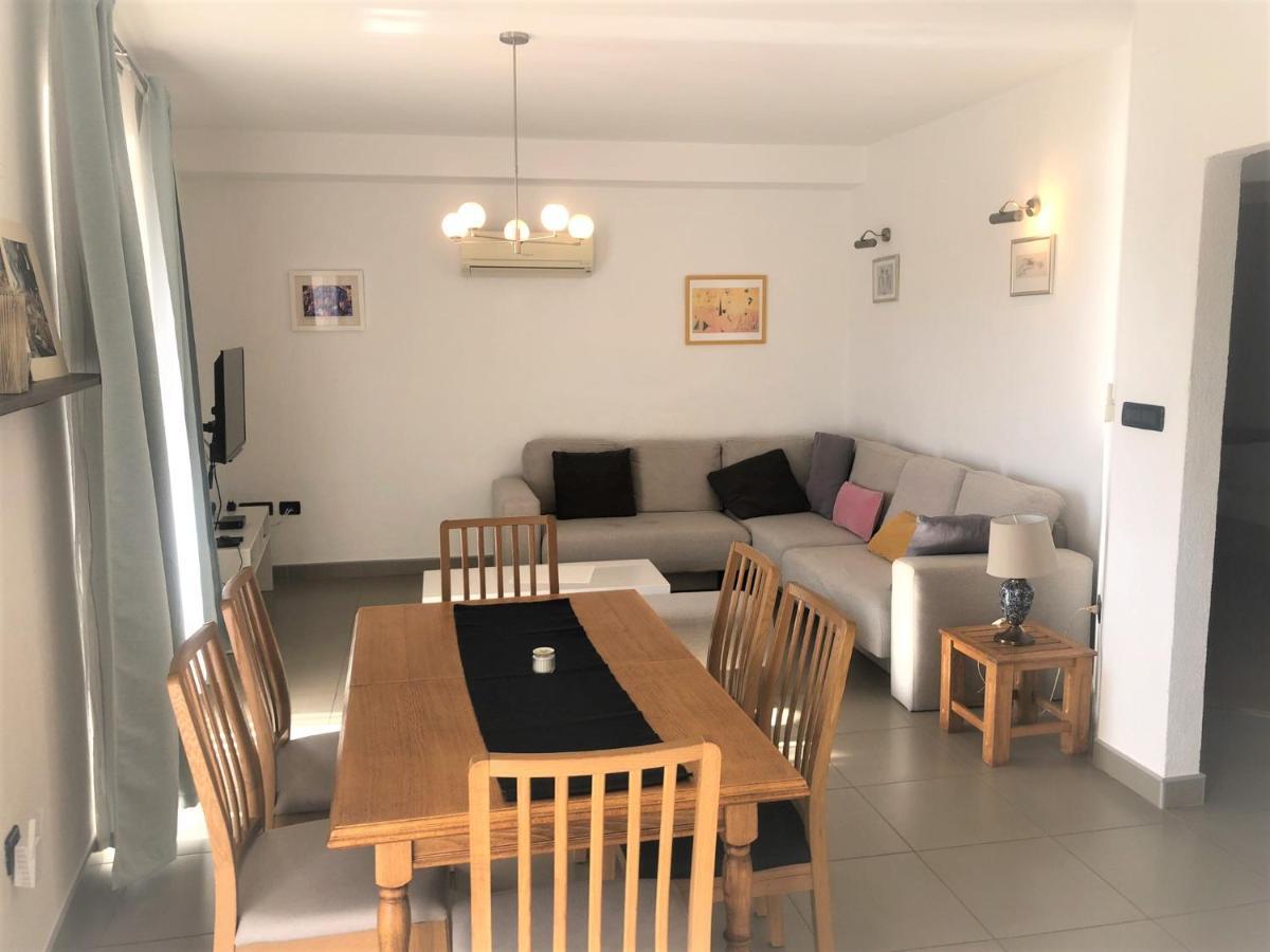 Apartments Trlika Kampor Bagian luar foto