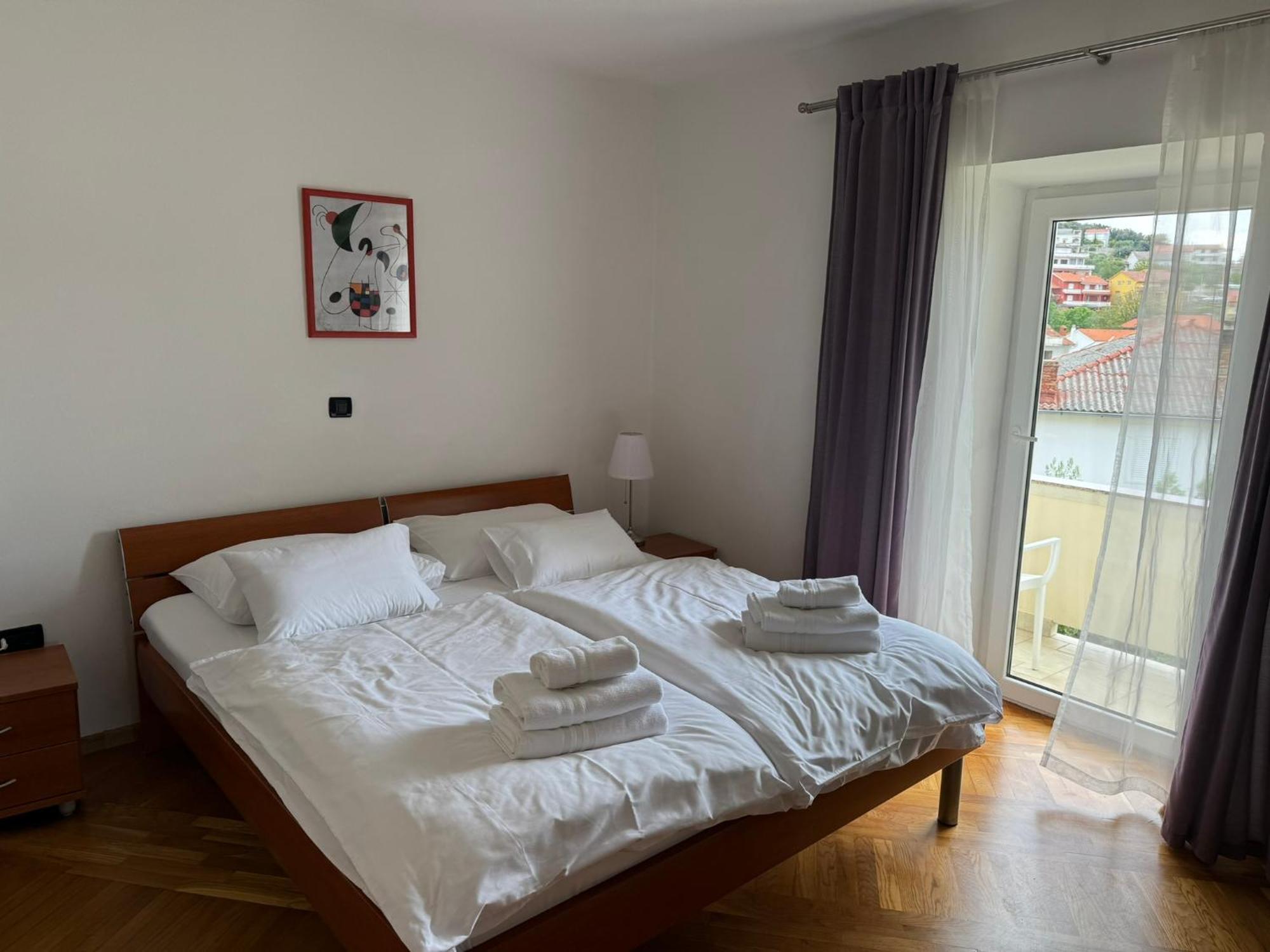 Apartments Trlika Kampor Bagian luar foto